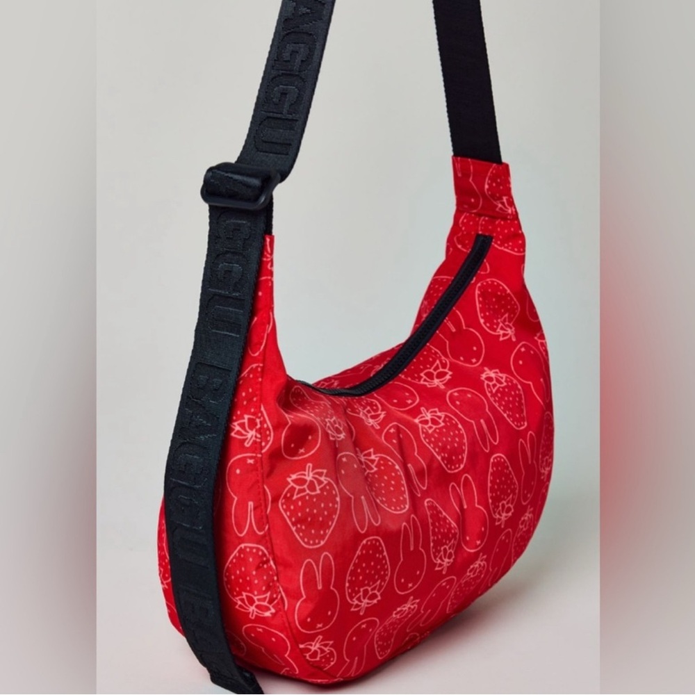 BAGGU Miffy Small Crescent Bag - Picture 3 of 8